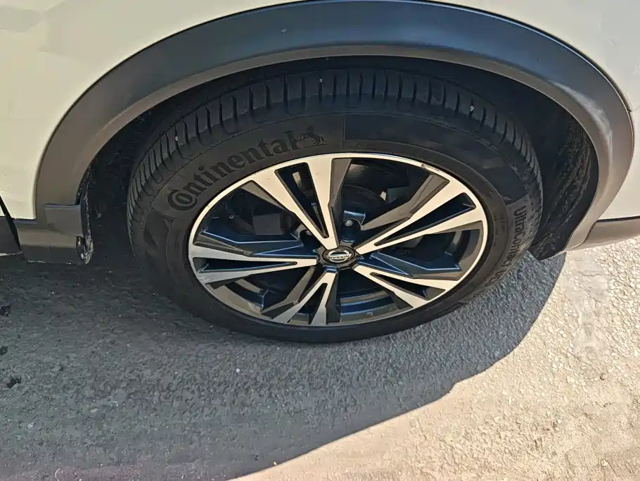 Nissan Qashqai — миниатюра 6