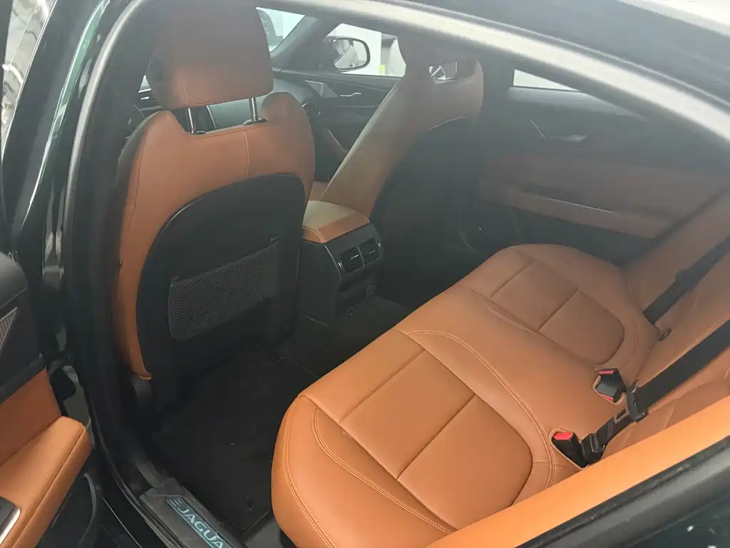 Jaguar XEL — миниатюра 11
