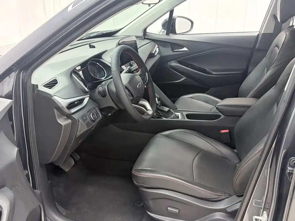 Chevrolet Volando — миниатюра 11