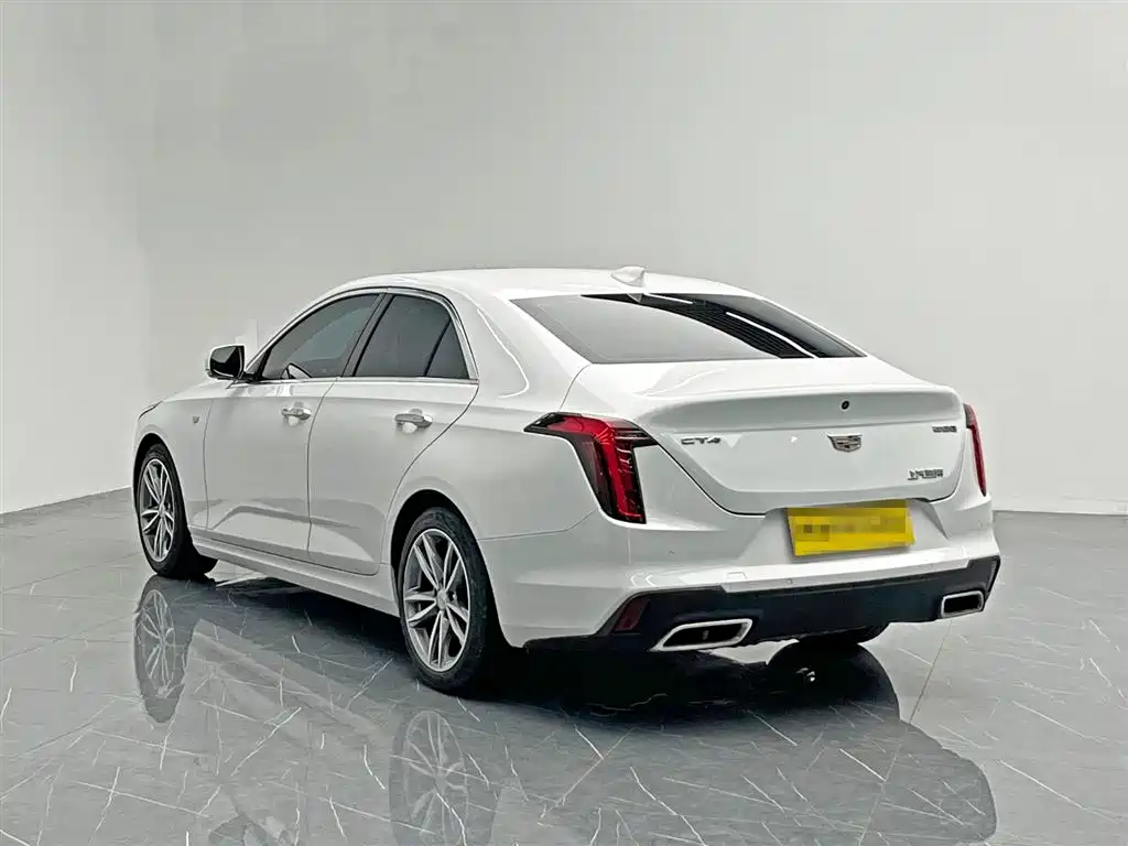 CADILLAC CT4