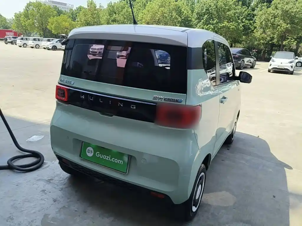 Wuling MINIEV — миниатюра 7
