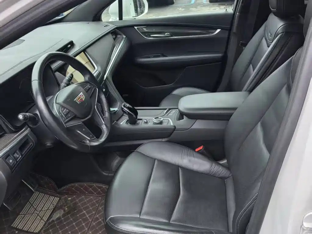 Cadillac XT5 — миниатюра 6