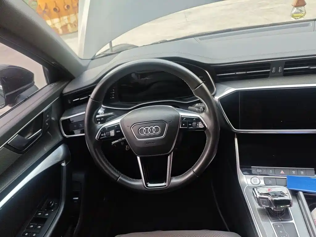Audi A6L — миниатюра 3