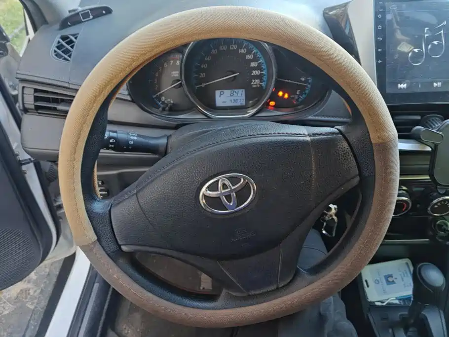 Toyota Yaris L — миниатюра 15