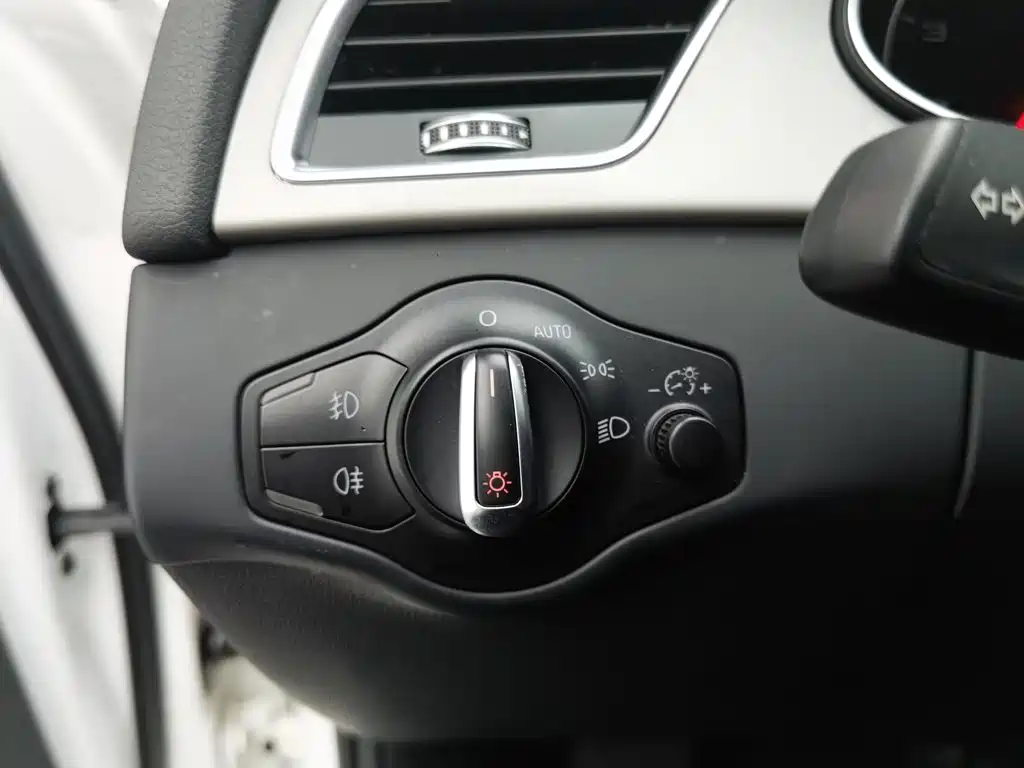 Audi A4L — миниатюра 21
