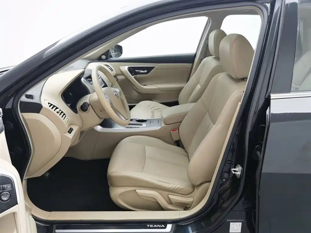 Nissan Altima 2016 2.0L XE Fashion