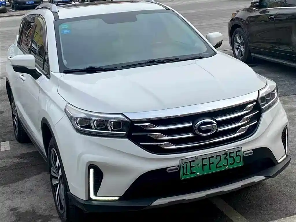 GAC TRUMPCHI GS4 NEW ENERGY