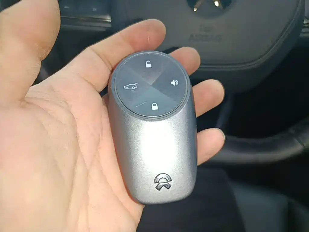NIO ES6 — миниатюра 9