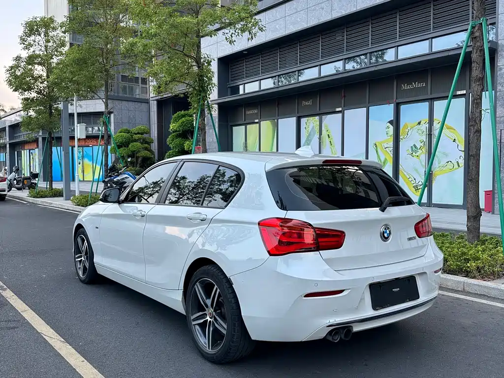 BMW 1 Series (Import) — миниатюра 7