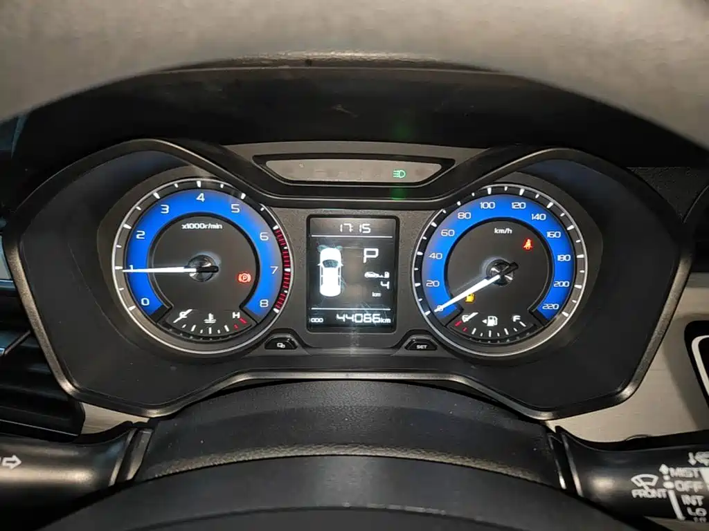 Geely Vision X3 — миниатюра 12