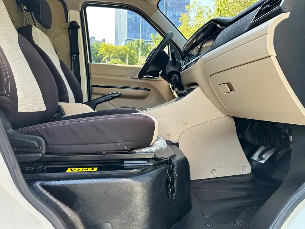 Kuayue Kuayue Star V7 EV — миниатюра 6