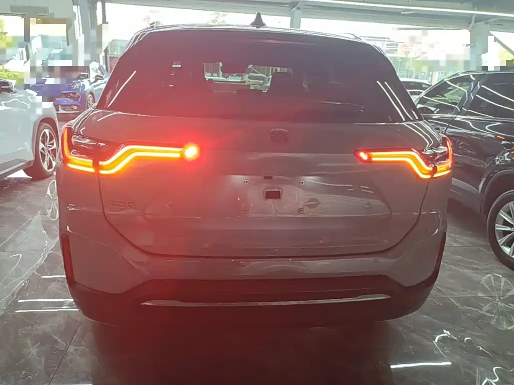 NIO ES6 — миниатюра 6