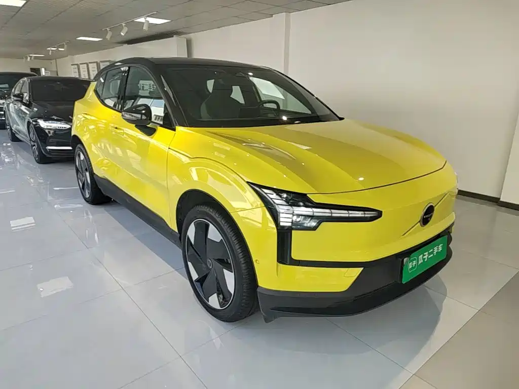Volvo EX30 — миниатюра 4