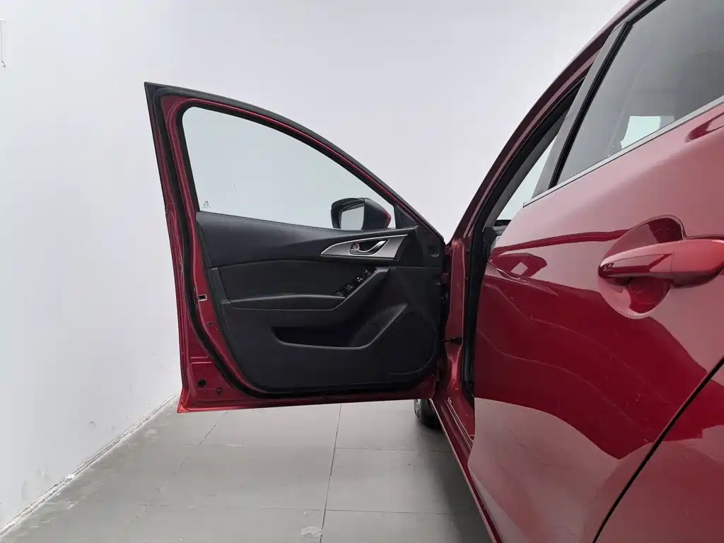 Mazda 3 Axela — миниатюра 8
