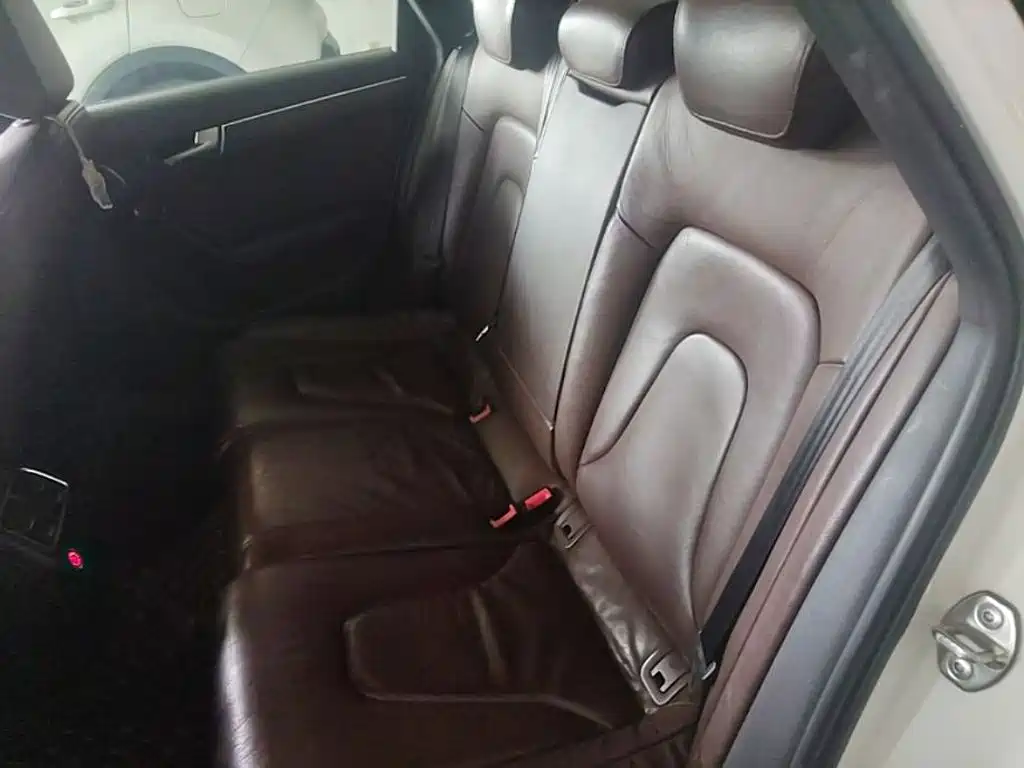 Audi A4L — миниатюра 13