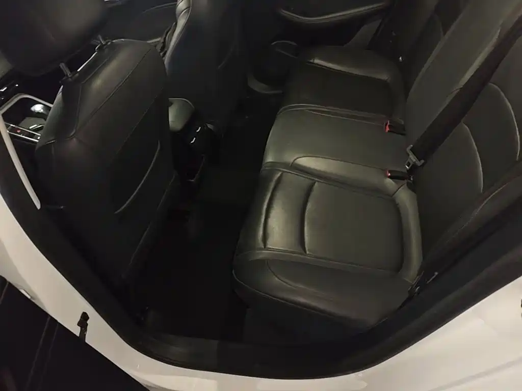 Roewe i5 — миниатюра 17