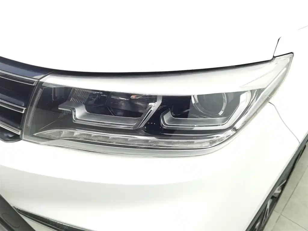 DONGFENG JINGYI X5