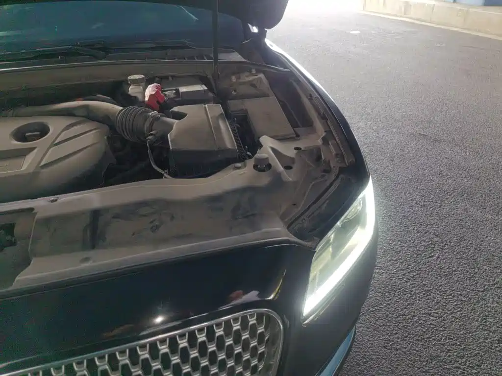 Lincoln Continental — миниатюра 20