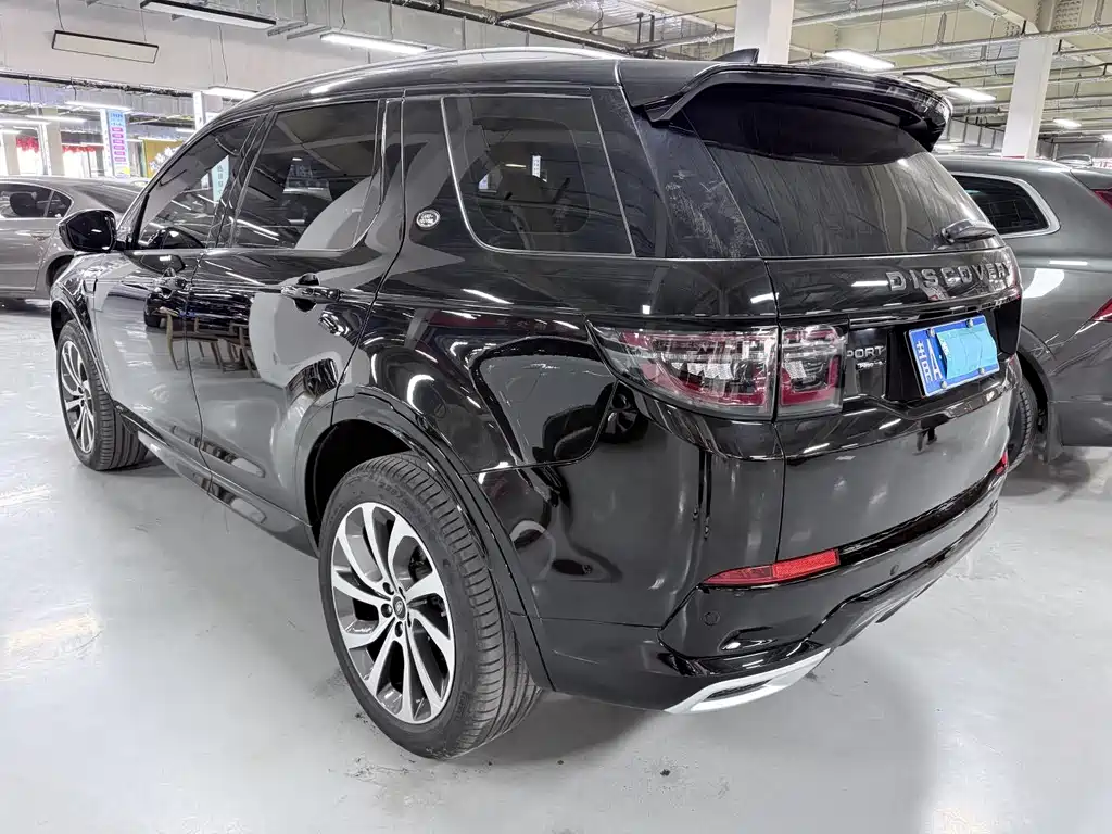 LAND ROVER DISCOVER SPORTS