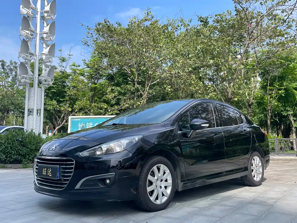 Peugeot 308 2015