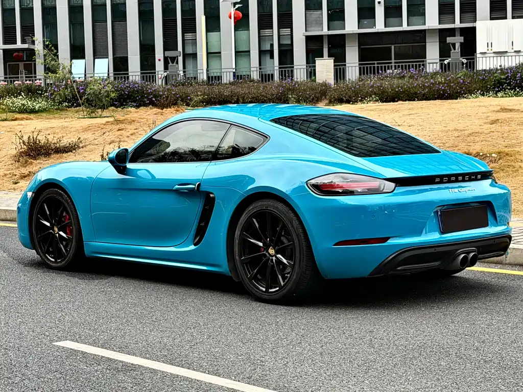 Porsche 718 2018 Cayman 2.0T