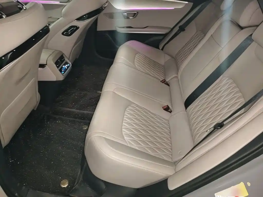 BYD Han — миниатюра 17