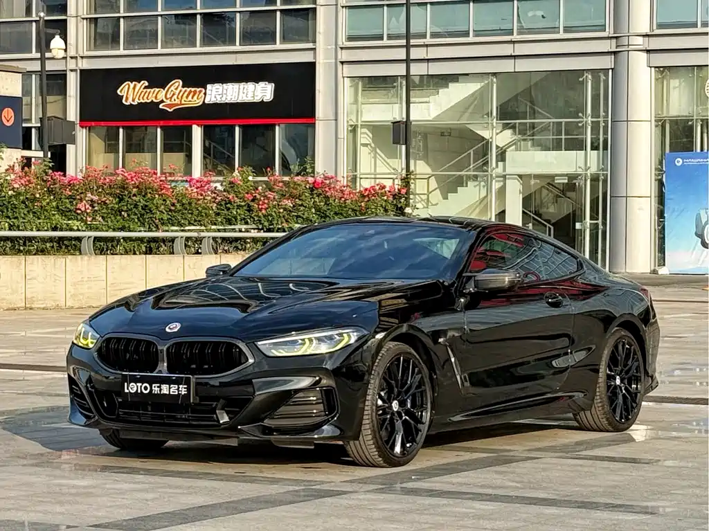 BMW 8 Series 2024
