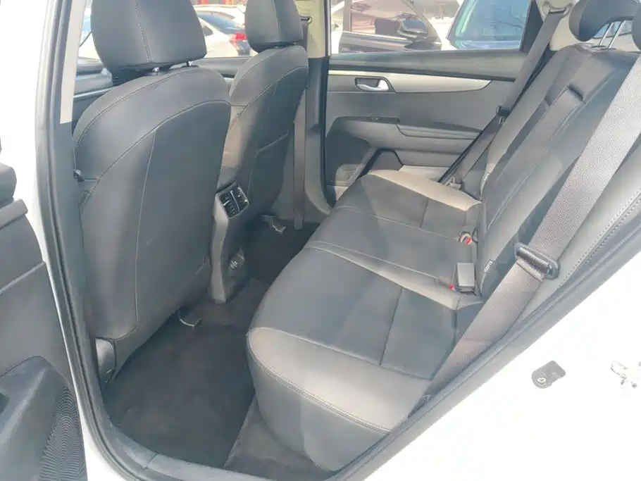 Kia Sportage — миниатюра 11