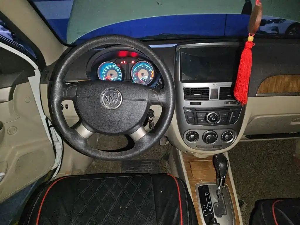 Buick Excelle — миниатюра 6
