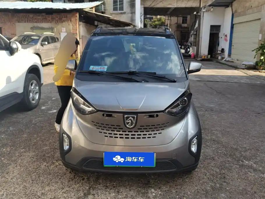 BAOJUN E100