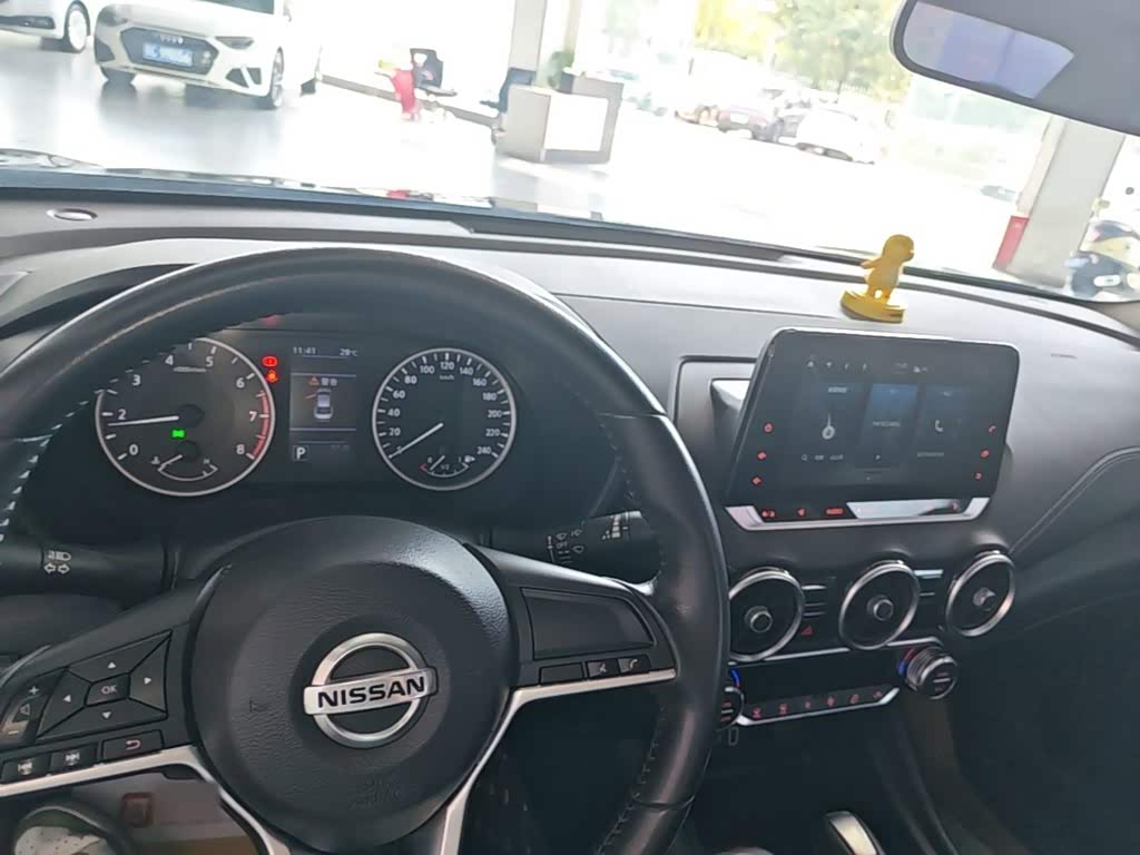 Nissan Sylphy 1.6 л 2021 г. Чёрный, пробег 36800 км