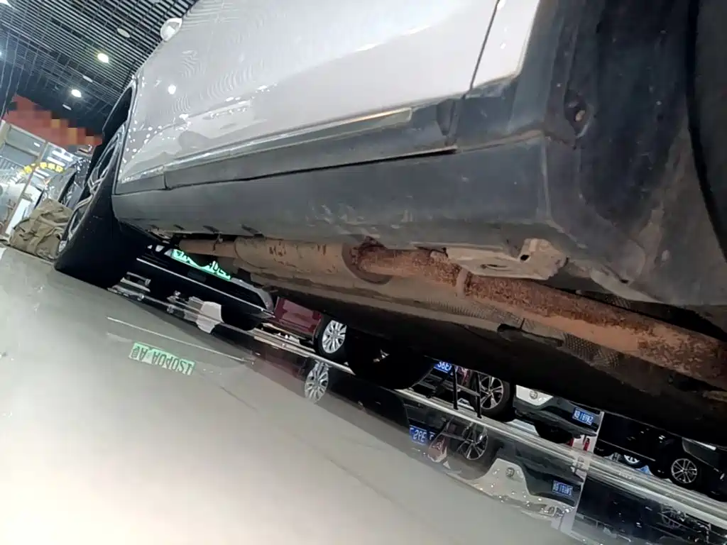 BYD Tang New Energy — миниатюра 21