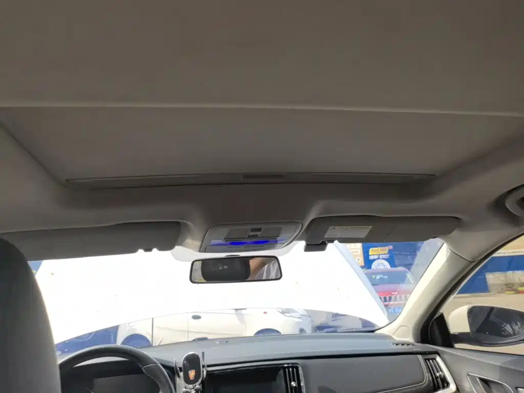 Roewe i6 Classic — миниатюра 18