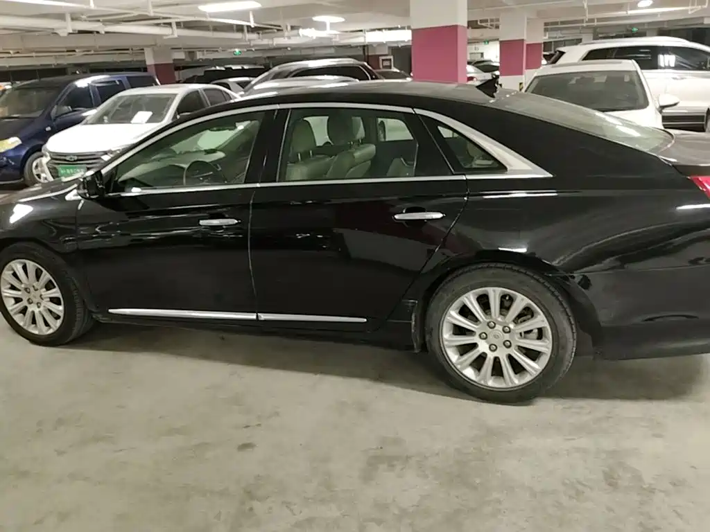 Cadillac XTS — миниатюра 5