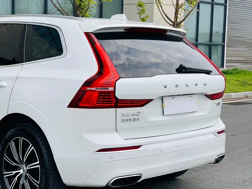 Volvo XC60 — миниатюра 9