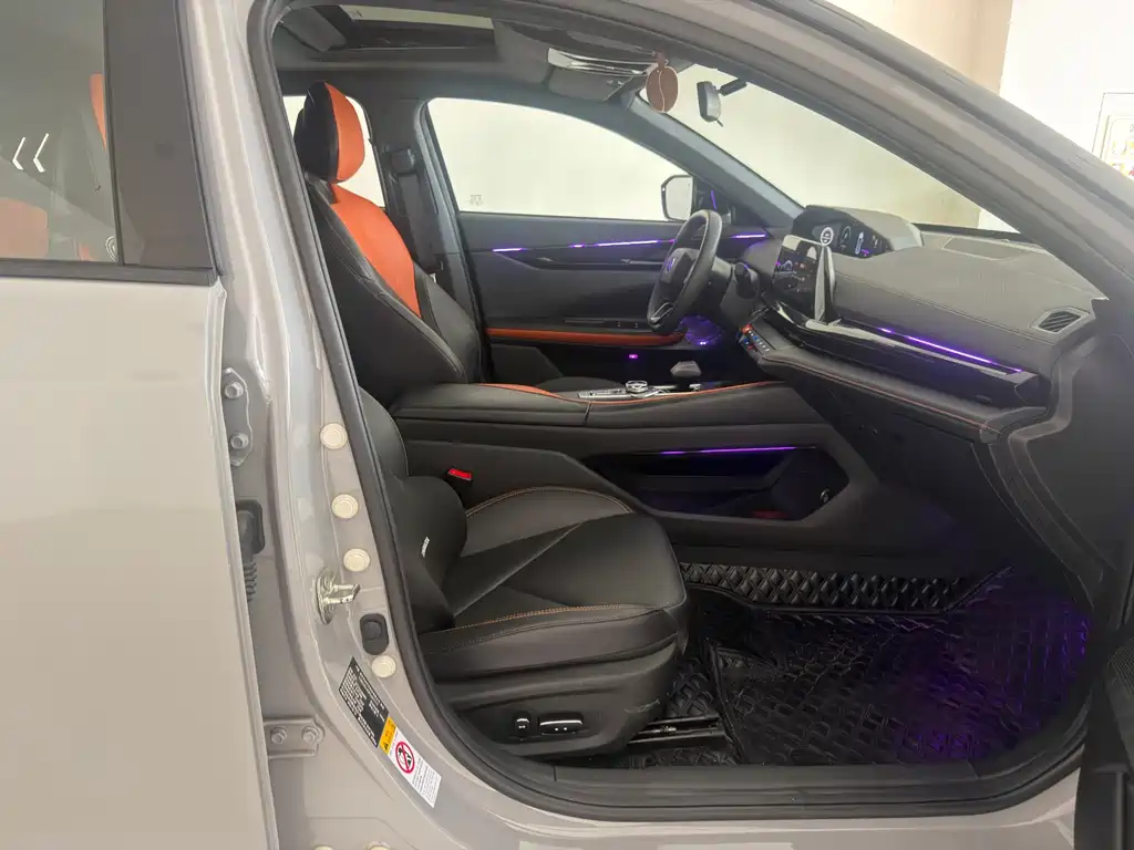 Changan UNI-V iDD — миниатюра 10