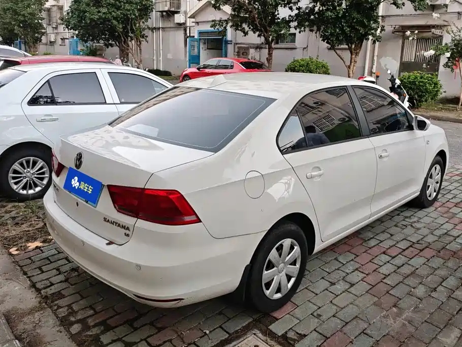Volkswagen Santana — миниатюра 3