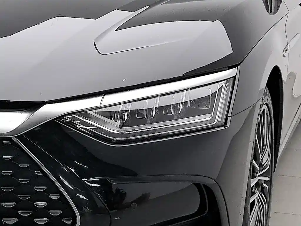 BYD Han — миниатюра 7
