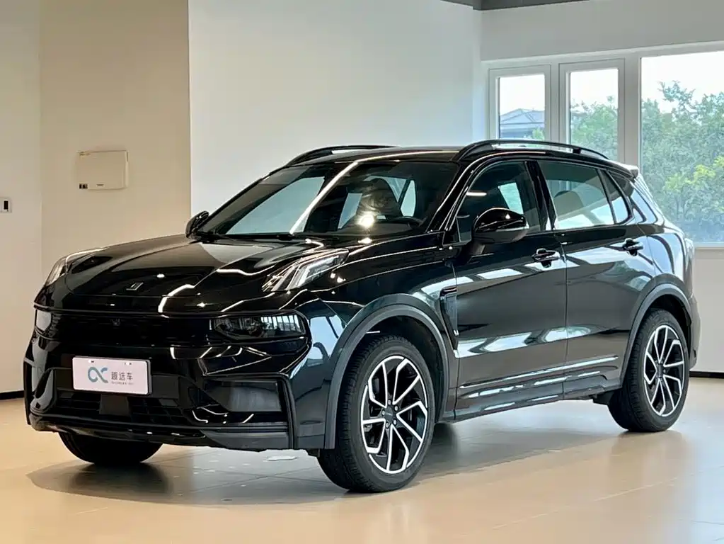 Lynk & Co 01
