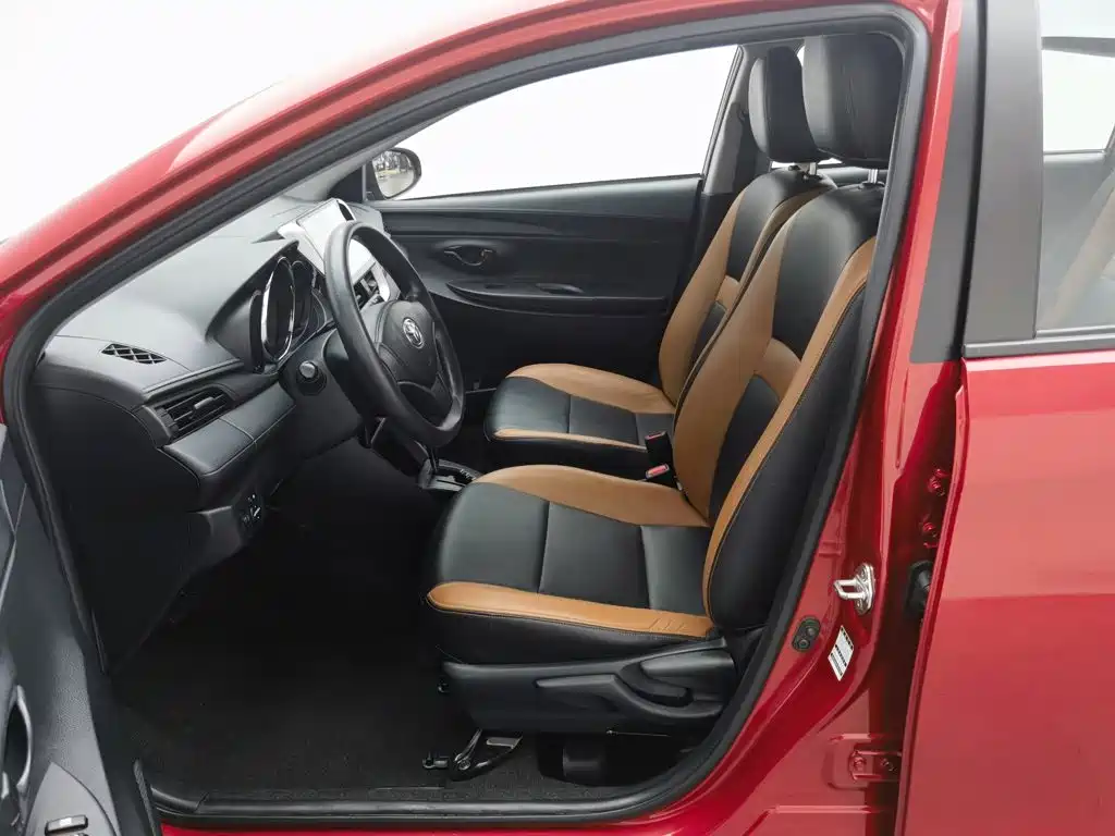 Toyota Vios FS — миниатюра 10