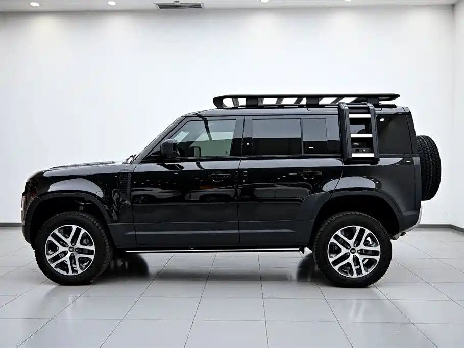 Land Rover Land Rover Defender 2024 110 3.0T P400