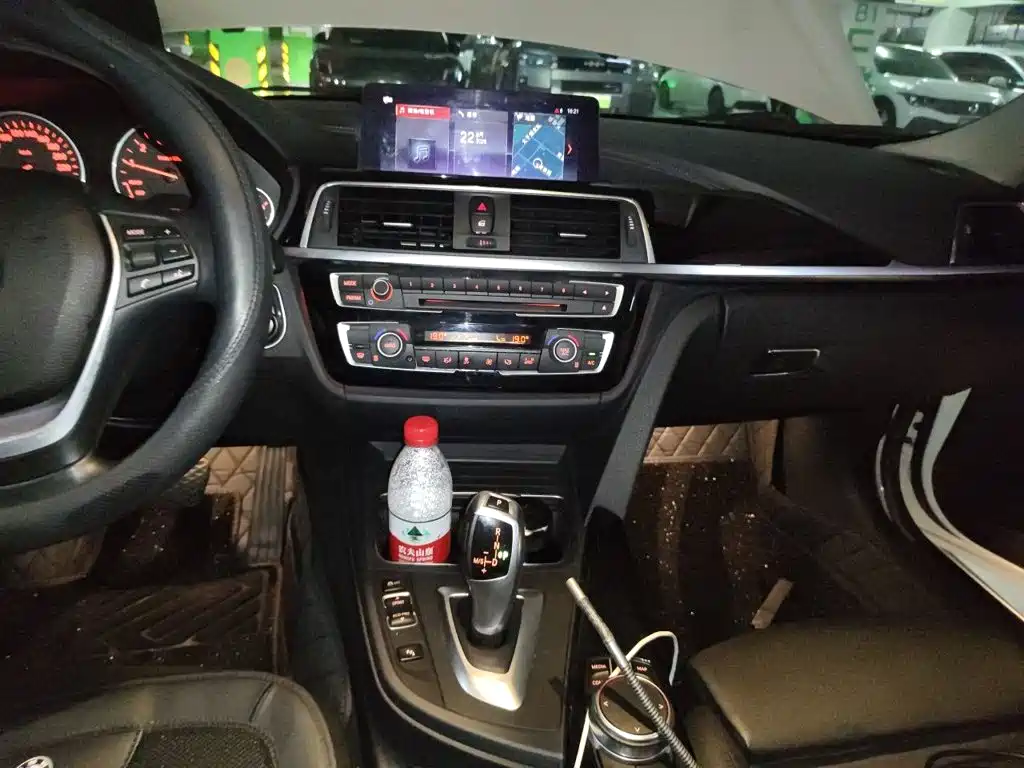BMW 3 Series — миниатюра 14