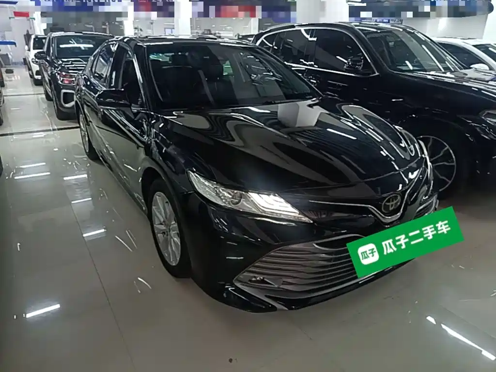 Toyota Camry — миниатюра 4