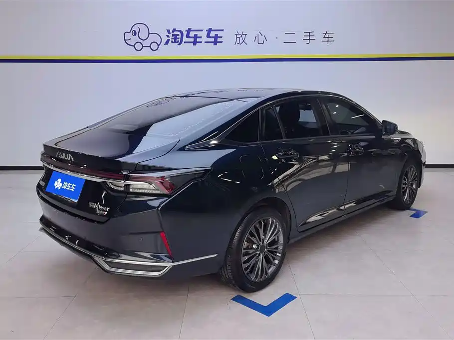 DONGFENG YI HYUN MAX
