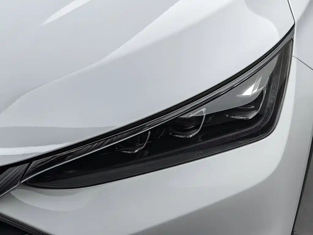 BYD Tang — миниатюра 7
