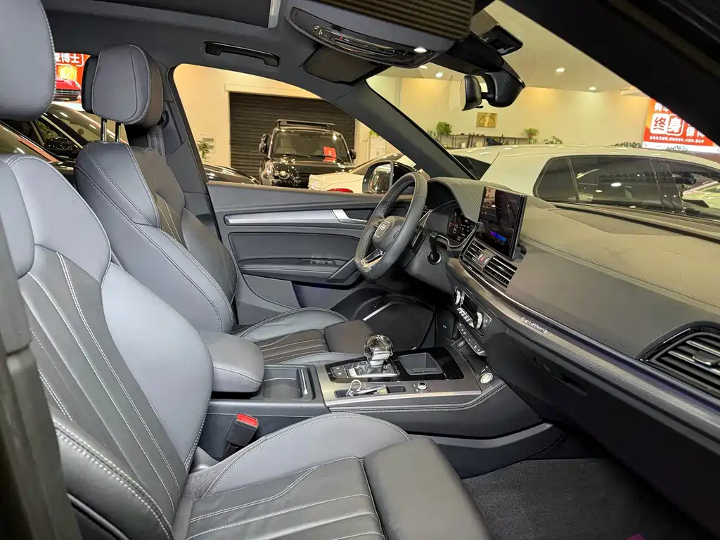 Audi Q5L — миниатюра 13