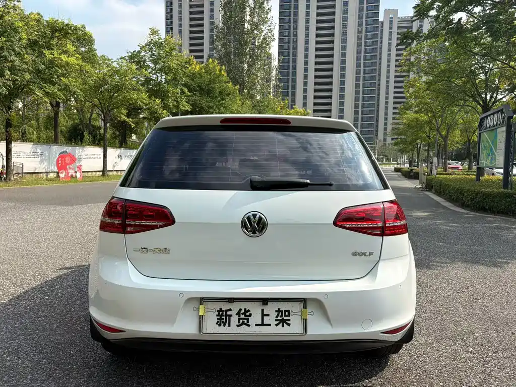 Volkswagen Golf — миниатюра 5
