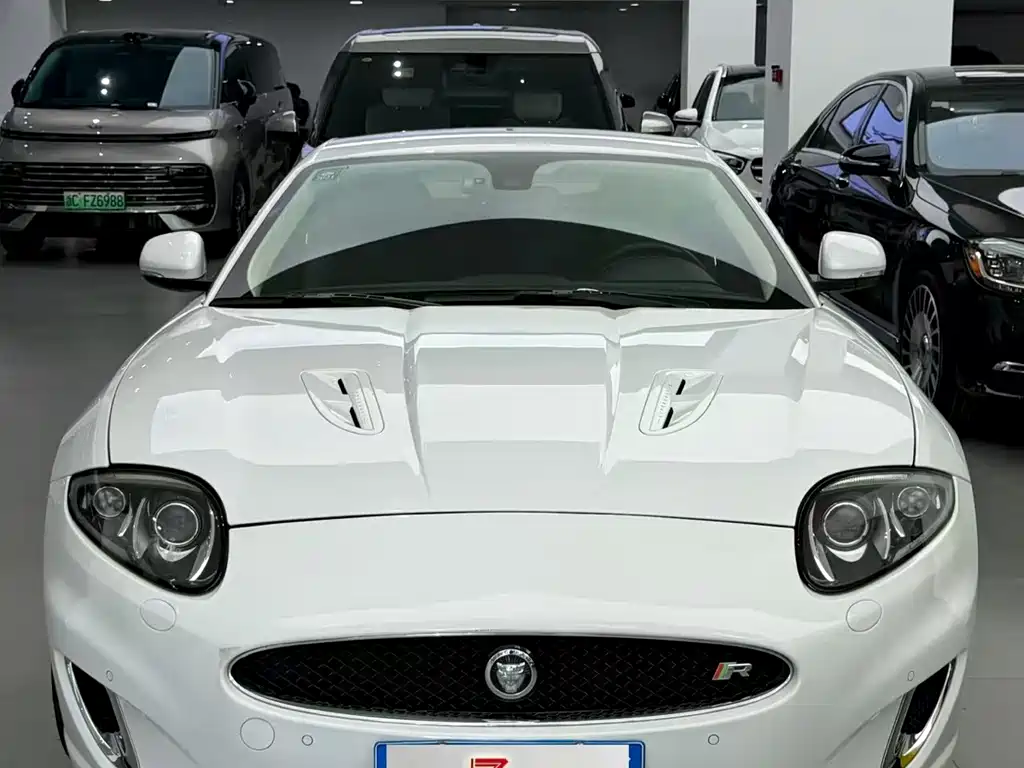 Jaguar XK — миниатюра 2