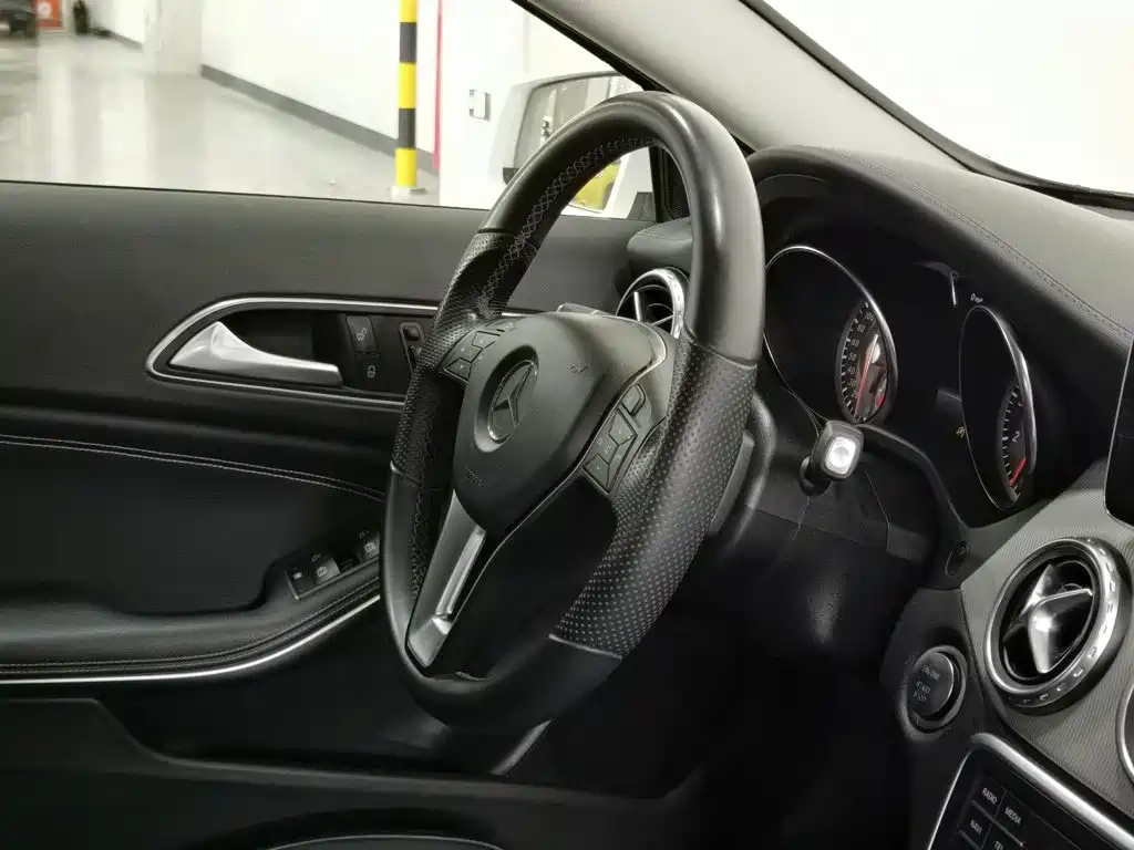 Mercedes-Benz GLA — миниатюра 22