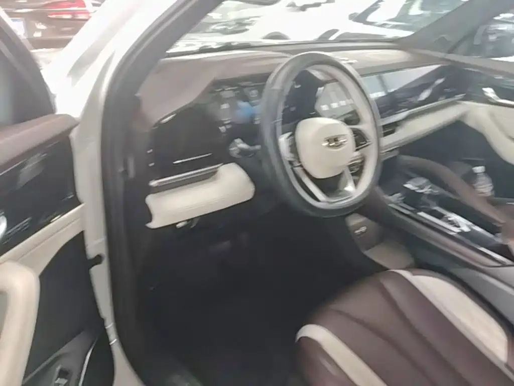 Geely Xingyue L — миниатюра 16